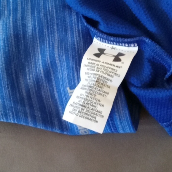 New Under Armour Women Top size M - Picture 12 of 12